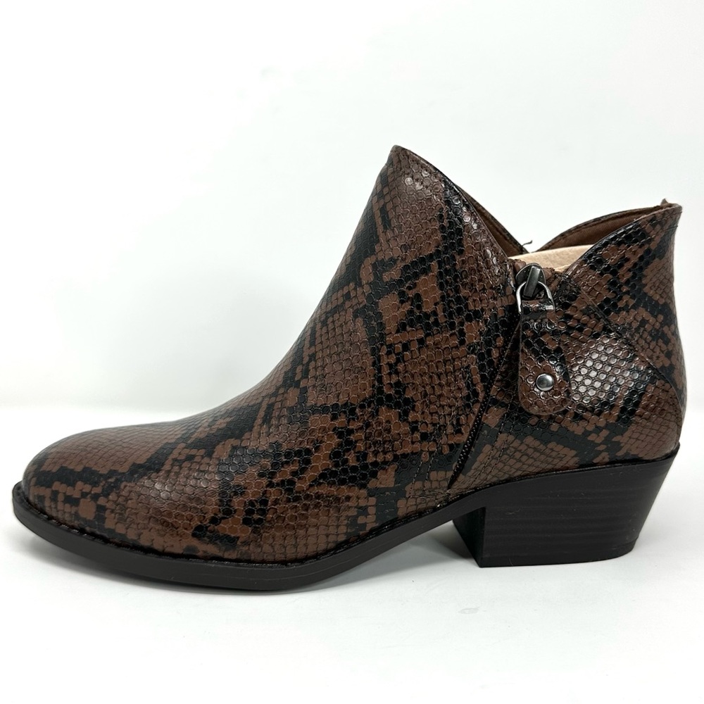 SO Angelfish Women's Brown Snake Ankle Boots - Picture 13 of 15